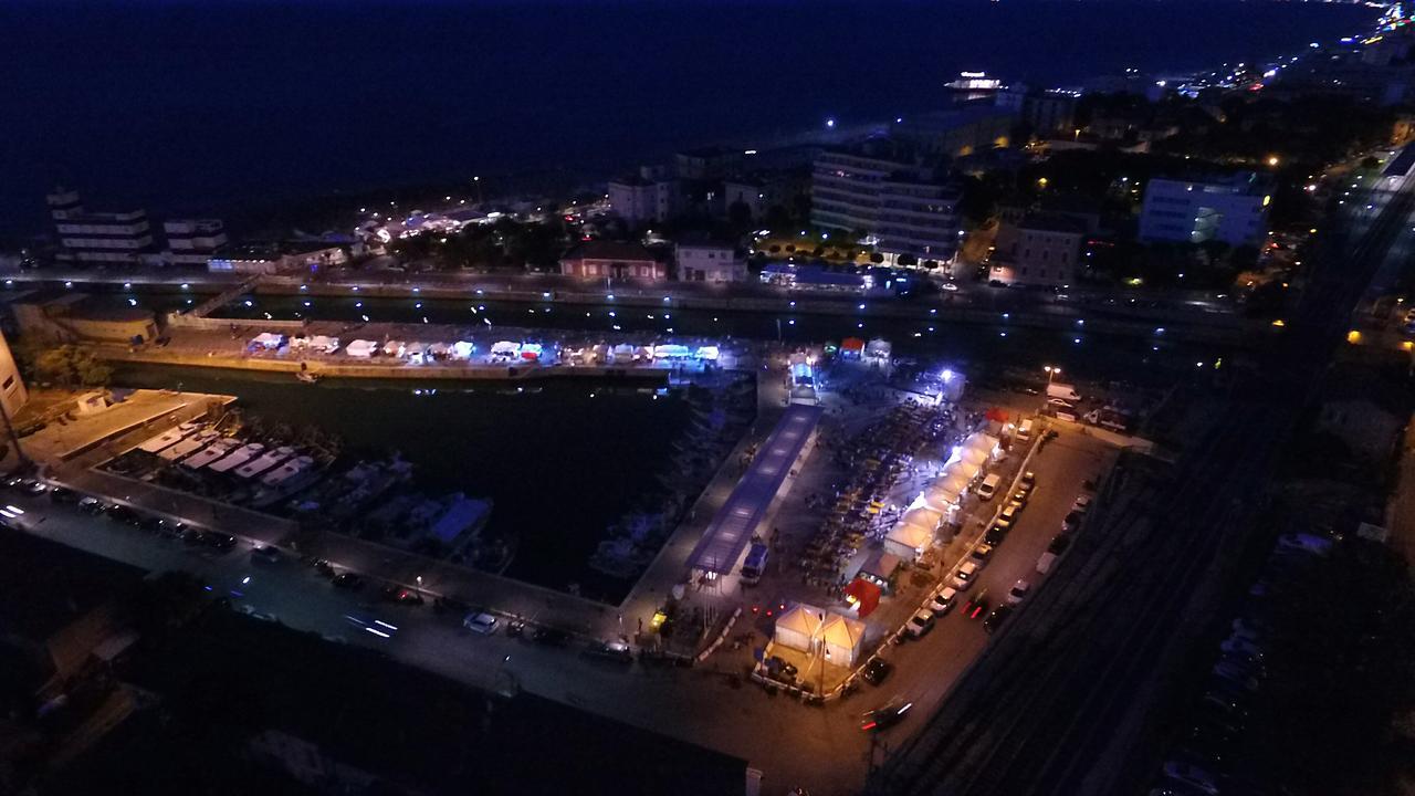 Hotel Patrizia Senigallia Buitenkant foto